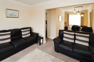 Osbornes Court- click for photo gallery